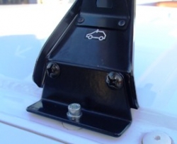 Střešní nosič Piccola-M FORD TRANSIT COURIER  r.v. 13-   PC7210+TS3113 Střešní nosič Piccola-M FORD TRANSIT COURIER  r.v. 13-   PC7210+TS3113